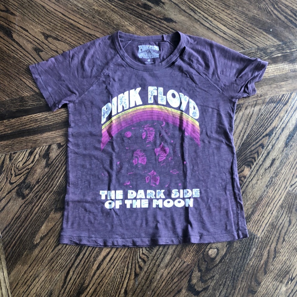 Magenta Pink Floyd shirt